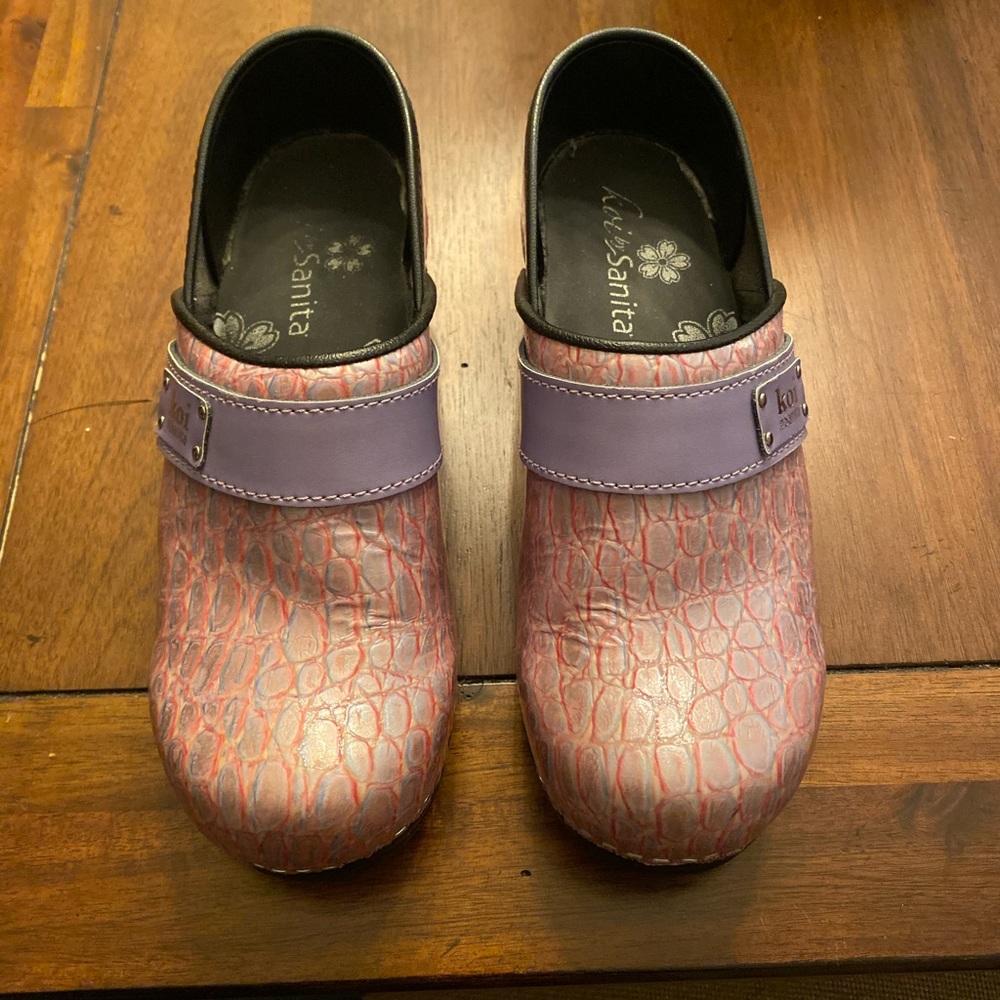 Sanita Clogs